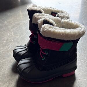 Cat and Jack Waterproof Snowboots Kids Boots with Pink and Black